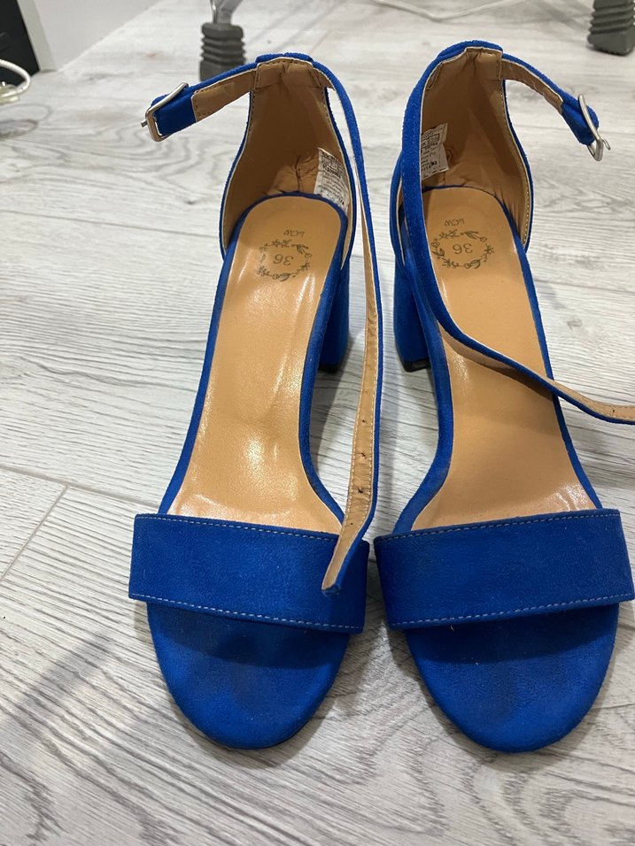 Mavi Süet Dolgu Topuklu Kadın Ayakkabı - Görsel 2