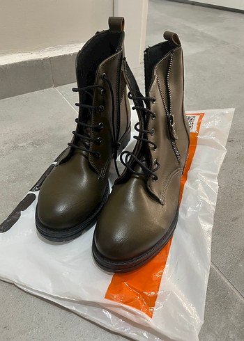 Hakiki Deri Kadın Bot - Sokak Stili - Görsel 2