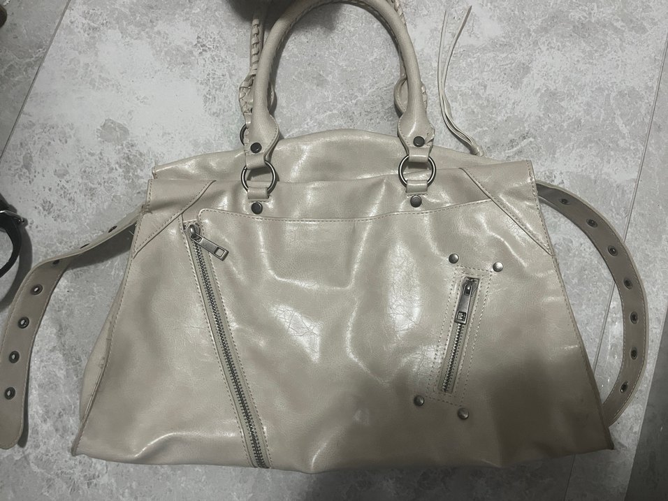 Bej Deri Kadın Çanta Tokalı Rock Punk - Görsel 2