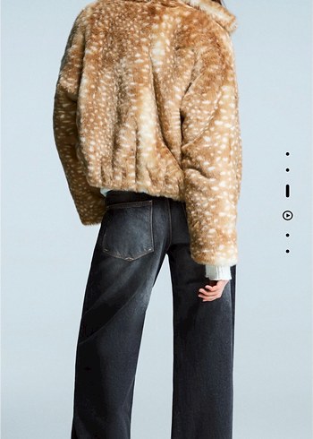 Leopar Desenli Bej Peluş Kadın Mont - Görsel 3