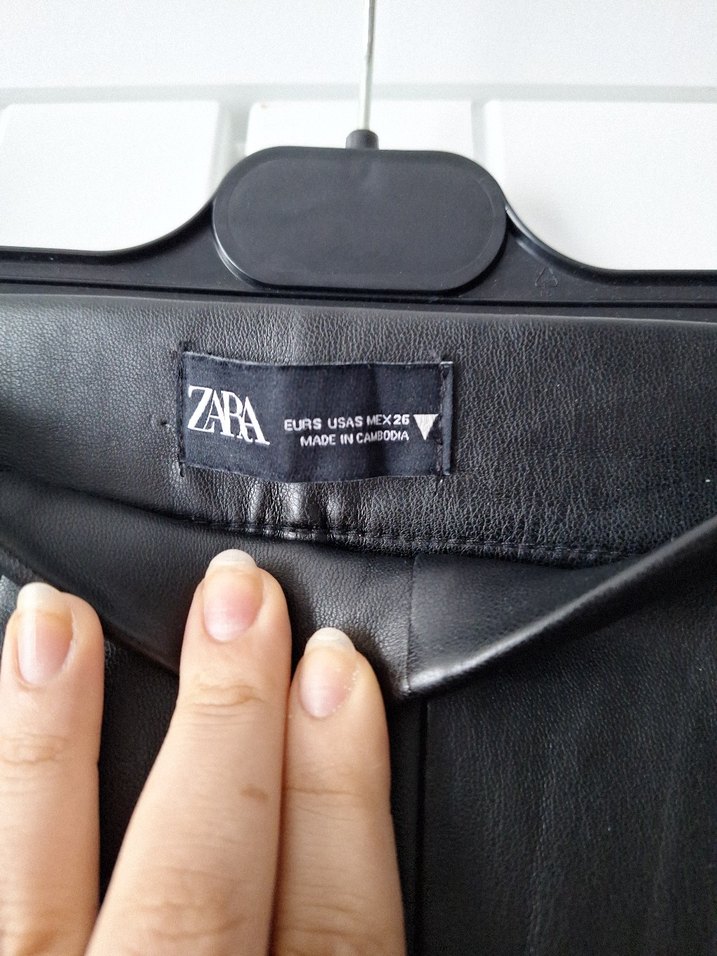 Siyah Deri Kadın Skinny Pantolon - Görsel 4