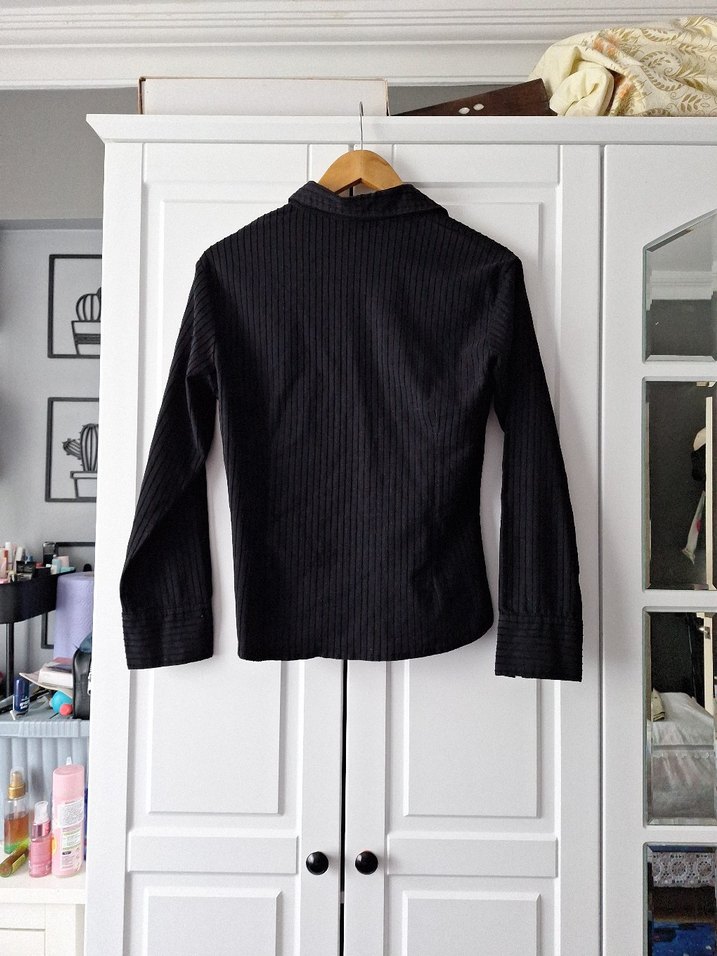 Düğmeli Siyah Kadın Gömlek - Görsel 3