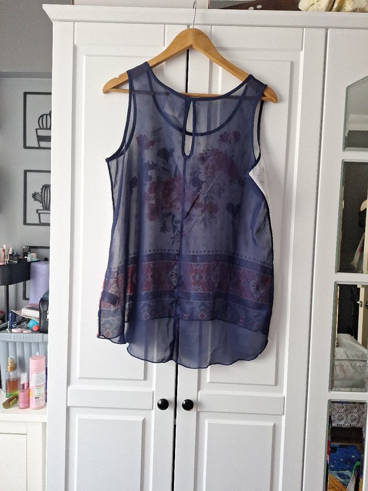 Bohem Stil Baskılı Kolsuz Transparan Bluz - Görsel 3