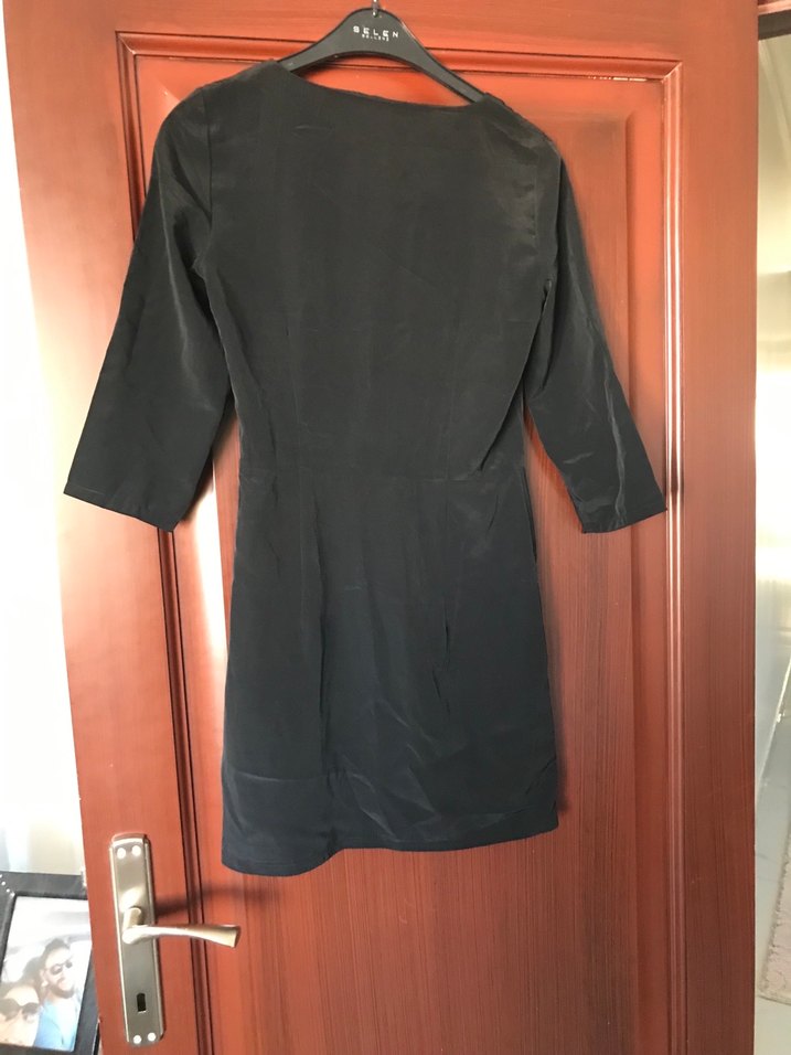 Yuvarlak Yaka Siyah Midi Kadın Elbise - Görsel 2