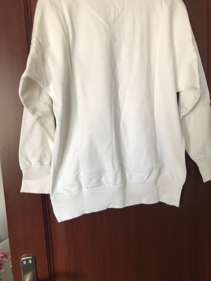 Kadın Beyaz Rahat Kesim Sweatshirt - Görsel 4