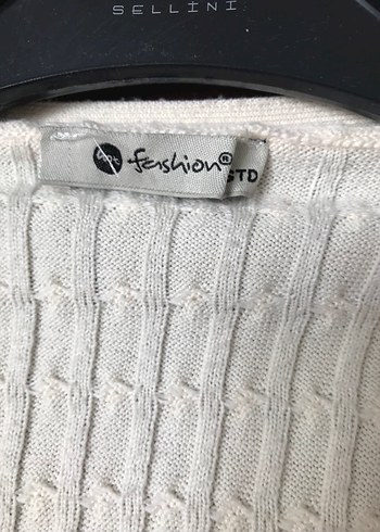 Düğmeli  V Yaka Kadın Hırka - Görsel 5