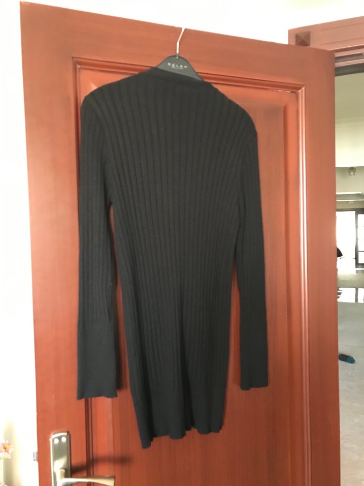 Düğmeli Siyah Midi Kadın Hırka - Görsel 3