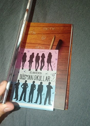 Dilara Keskin - Düşman Okullar Serisi 3 Kitap