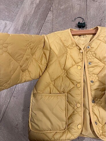 5 Yaş Beden sarı Renk Zara mont