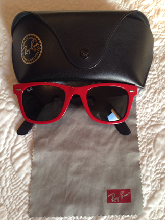 Ray-Ban wayfarer