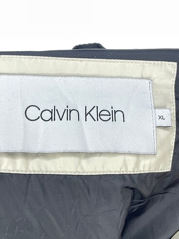 xl Beden beyaz Renk Calvin Klein Mont %70 İndirimli.
