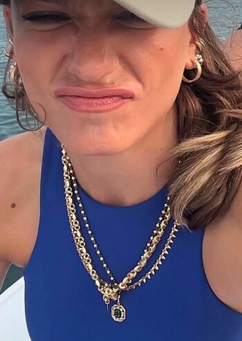 Diğer Çelik Serenay Sarıkaya Kolyesi