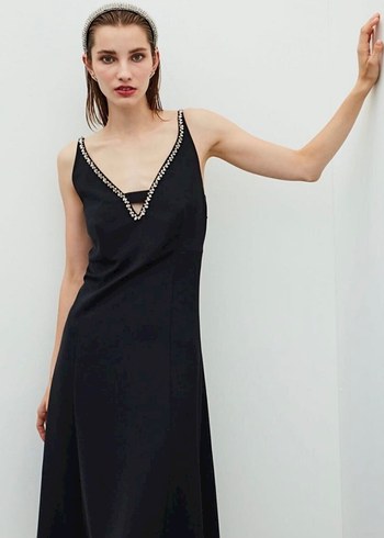 İPEKYOL Siyah Taşlı Dekolteli Elbise - Görsel 2