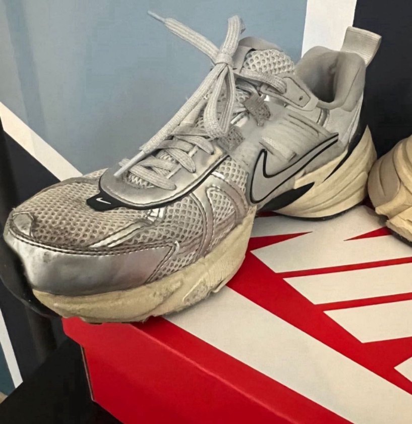 NIKE V2K Run Gri Ayakkabı - Görsel 4