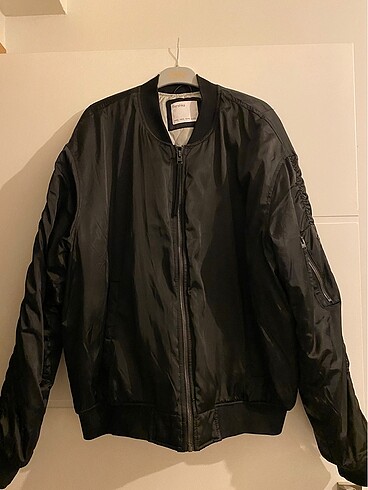 BERSHKA MEN BOMBER CEKET