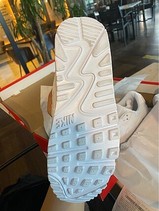 39 Beden beyaz Renk Sıfır orjinal Ayakkabı