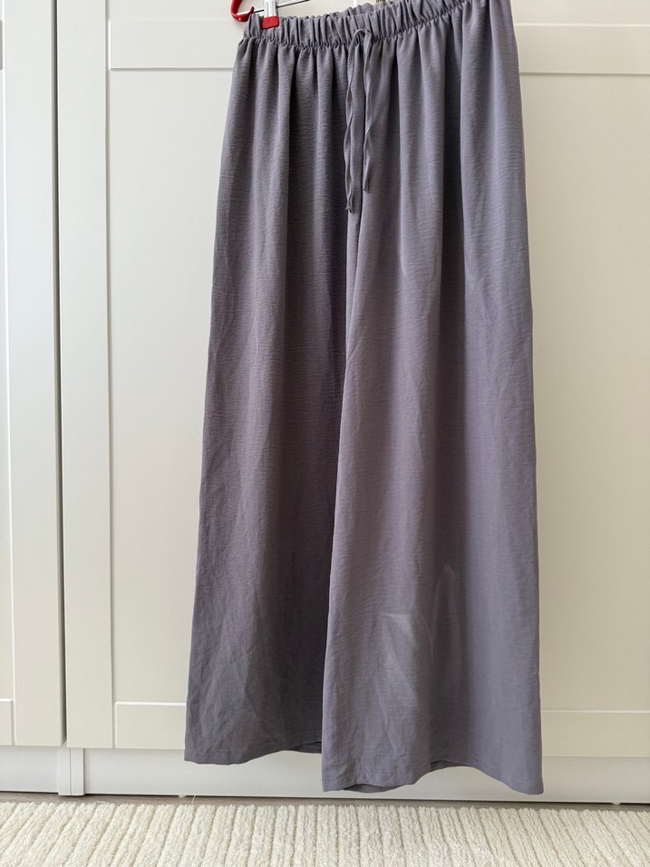 Gri Bol Kesim Kadın Pantolon - Görsel 4