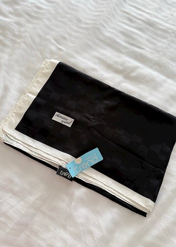 Siyah İpek Görünümlü Kadın Şal - Görsel 7