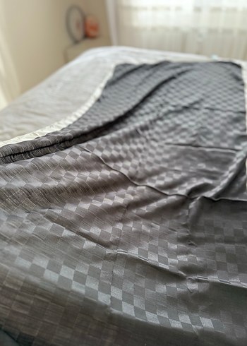 Siyah İpek Görünümlü Kadın Şal - Görsel 6