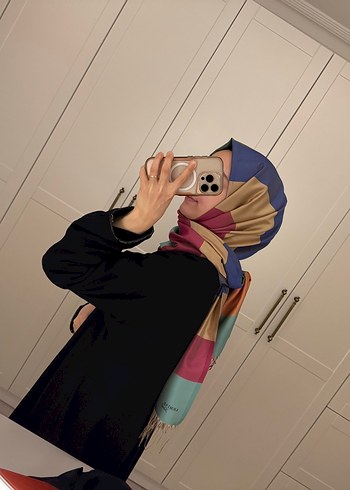 Kadın Çok Renkli Dökümlü Şal - Görsel 4