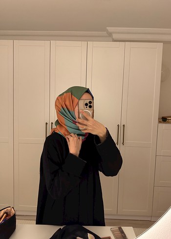 Kadın Çok Renkli Dökümlü Şal - Görsel 3