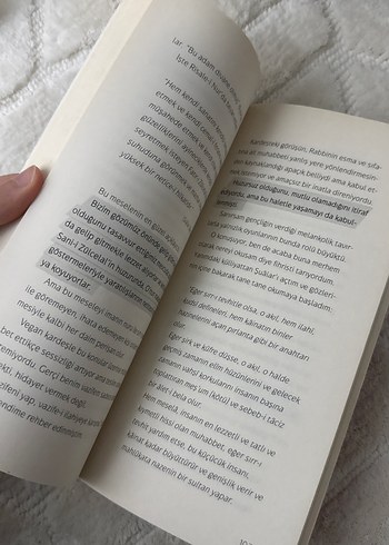 İçiyorsak Sebebi Var - Harun Serkan Aktaş - Görsel 3