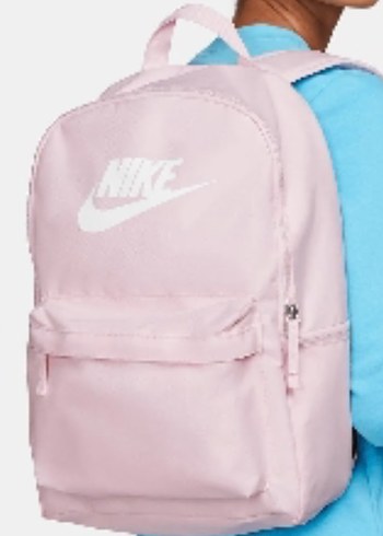 Pembe Nike Sırt Çantası