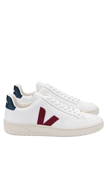 Veja 42 numara beyaz sneakers