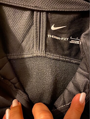 13-14 Yaş Beden siyah Renk Nike S beden