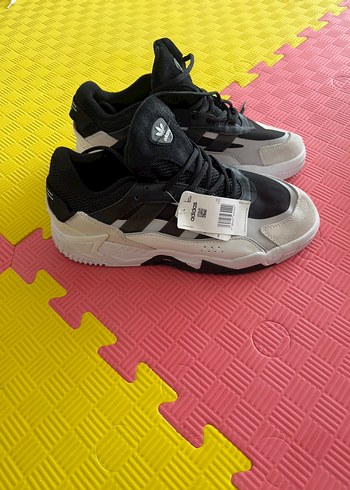 Adidas ürünü