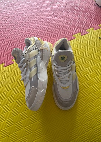 Adidas ürünü