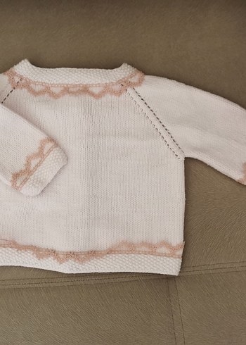 Nakışlı Beyaz Kız Bebek Hırka 3-6 ay - Görsel 2