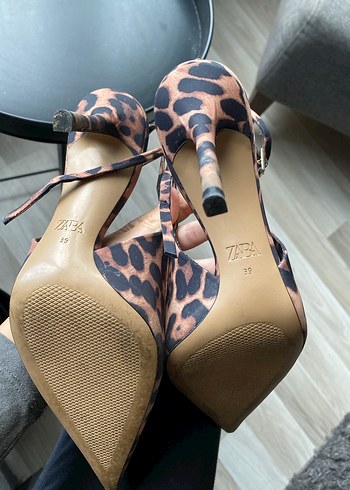 39 Beden kahverengi Renk Leopar Desenli Stiletto