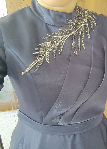 Lacivert Uzun Elbise - Görsel 2