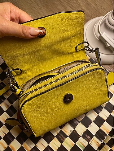 Beden vibtage guess canta