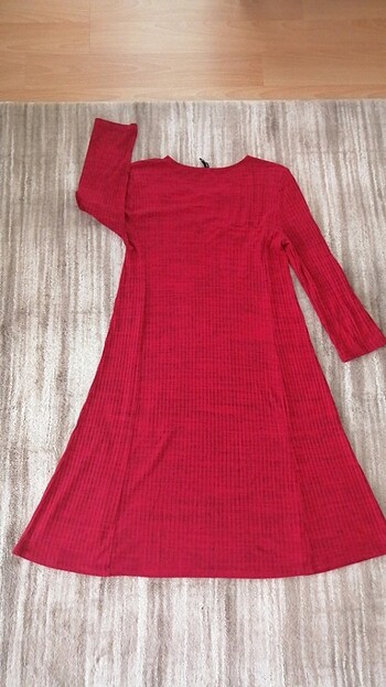 Kırmızı çan elbise - Görsel 5