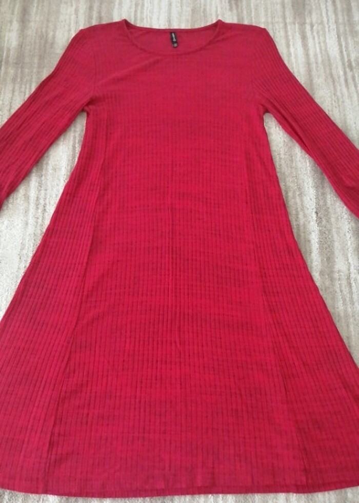 Kırmızı çan elbise - Görsel 2