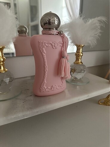 Parfums de Marly Delina
