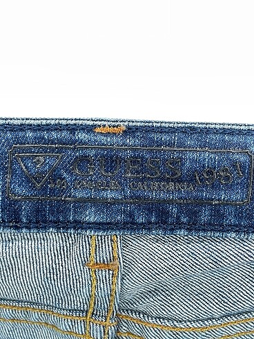 26 Beden mavi Renk Guess Jean / Kot %70 İndirimli.