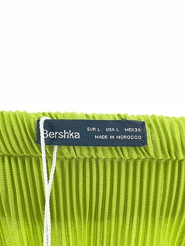 l Beden yeşil Renk Bershka Kısa Elbise %70 İndirimli.