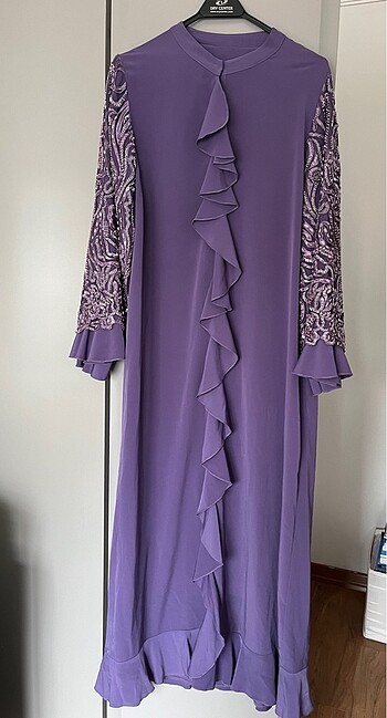 Dilek taştan özel dikim abaya