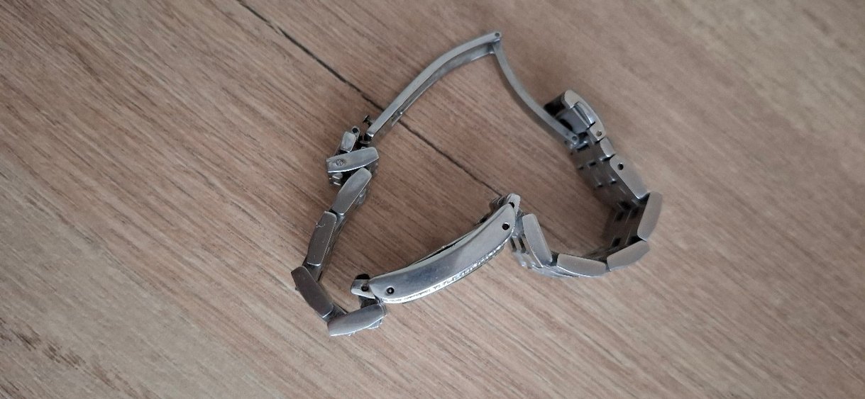 Klasik Gri Taşlı Kadın Saati - Görsel 4