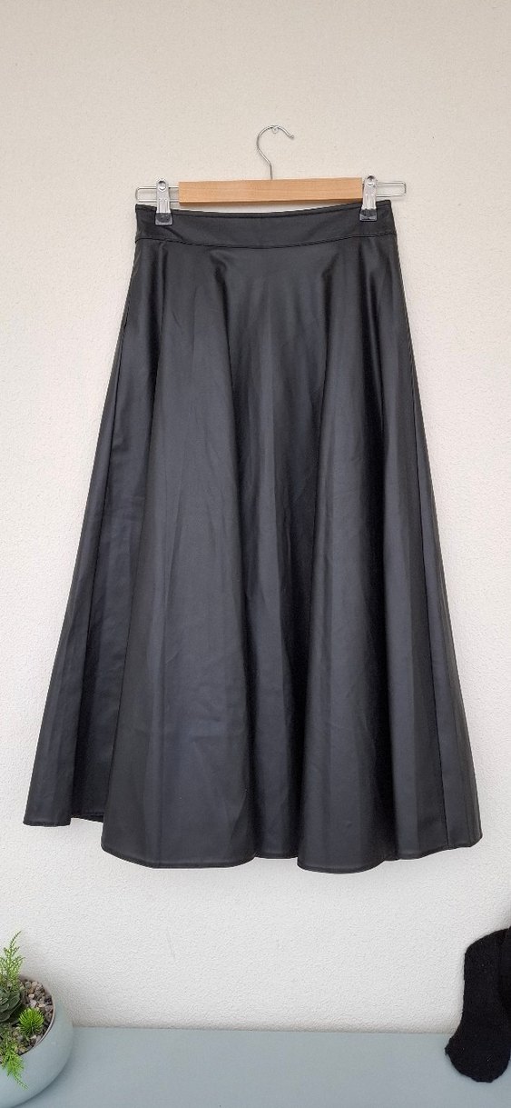 Siyah Uzun Drapeli Kadın Etek - Görsel 5