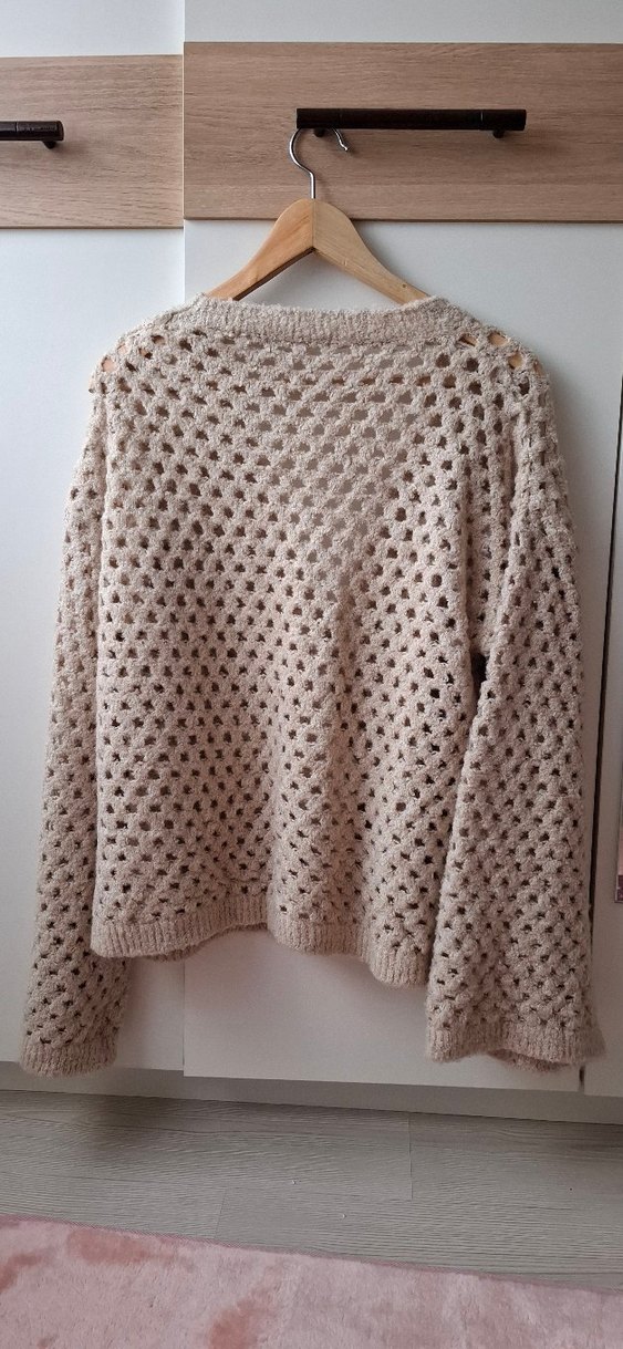 Bej Örgü V Yaka Kadın Hırka - Görsel 4