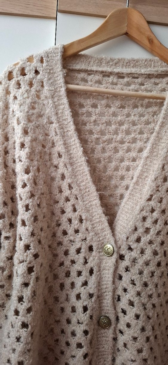 Bej Örgü V Yaka Kadın Hırka - Görsel 3