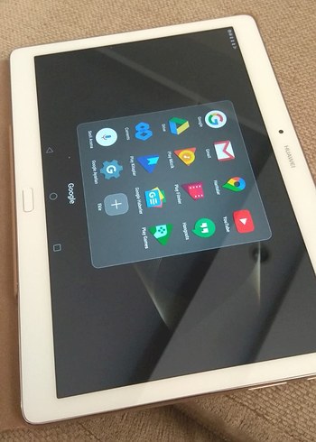 Sim kartlı Huawei Tablet