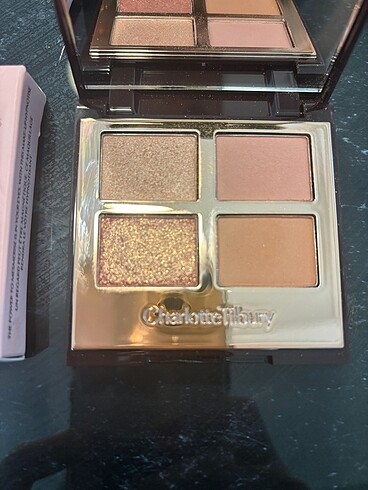  Beden Charlotte Tilbury Pillow Talk Far Paleti