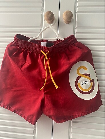 24-36 Ay Beden LCW yüzme şortlu takım