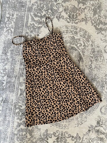 H&M Leoparlı Elbise
