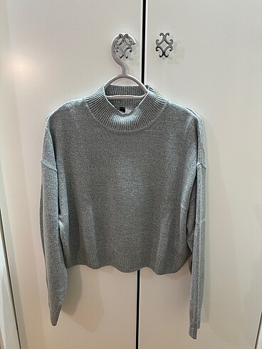 H&M Kazak